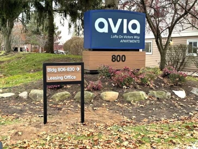 Exterior Signs Photo